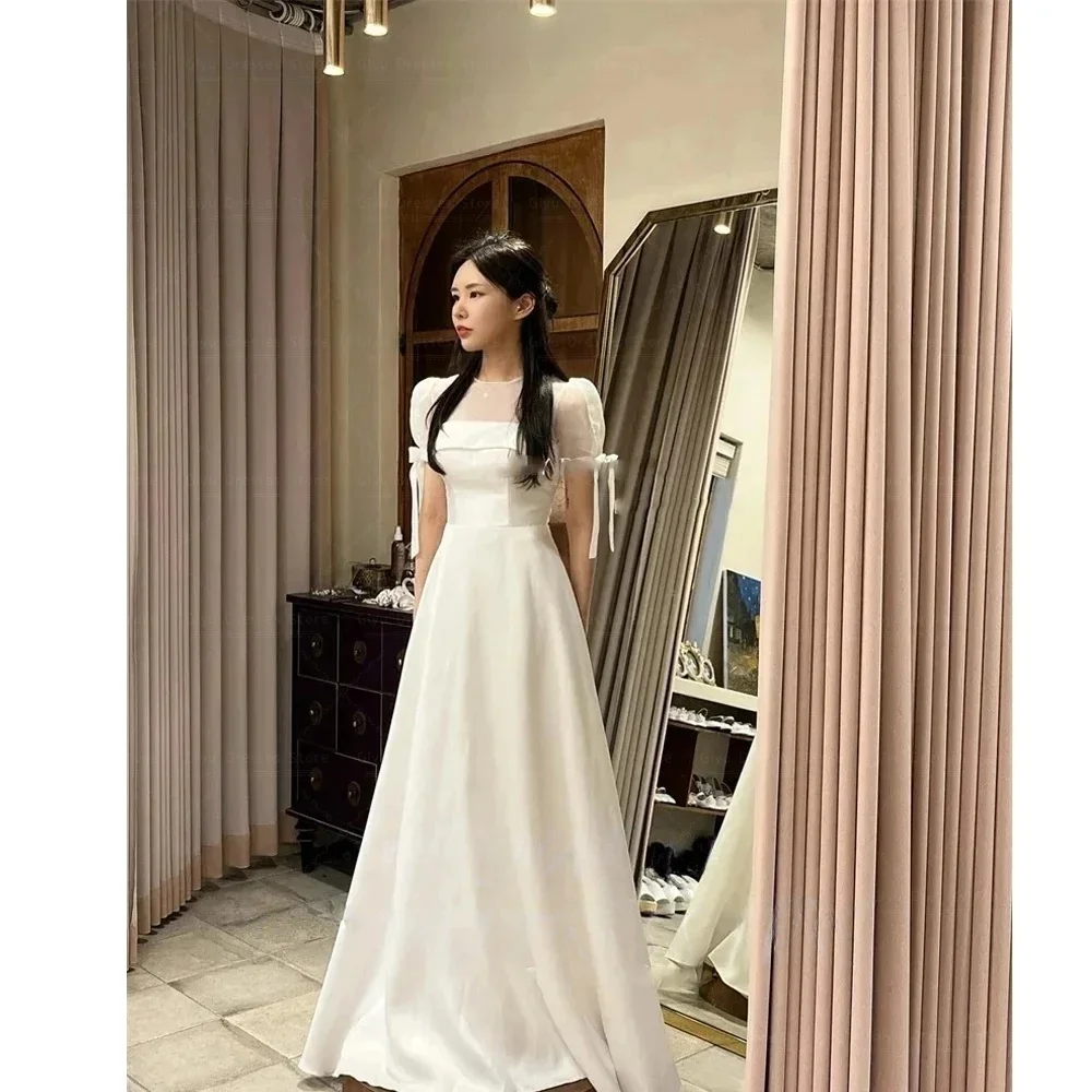 robe-de-mariee-simple-coreenne-giyu-coupe-trapeze-manches-courtes-col-rond-longueur-ras-du-sol-pour-reception-de-mariage-personnalisable