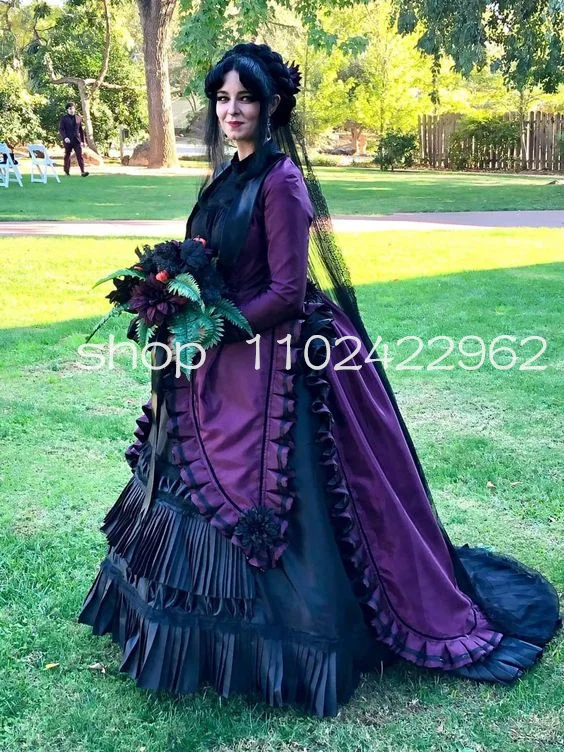 Black Purple Gothic Steampunk Wedding Dresses Ruffles Ruched Pleated Bustle Corset Bridal Gown Victorian 18th Centry Dress