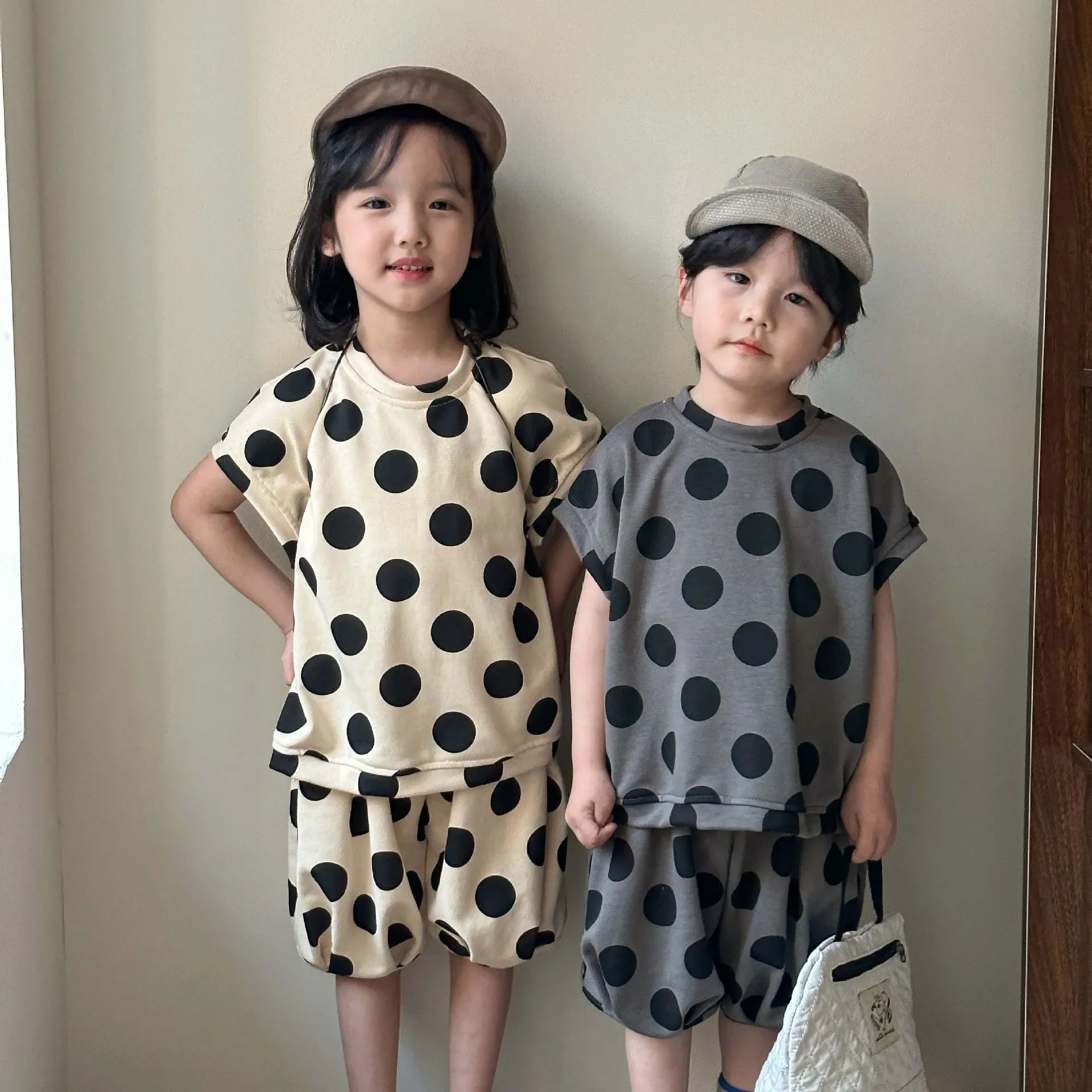 

2024 Summer New Children Short Sleeve Clothes Set Boys Girls Pokal Dot Loose Sports Vest + Shorts 2pcs Suit Kids Casual Outfits