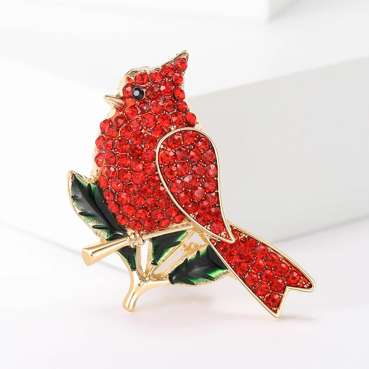 StarryGem grosir Enamel Northern Cardinal bros untuk wanita berlian imitasi merah burung pin Kantor pesta teman hadiah aksesoris