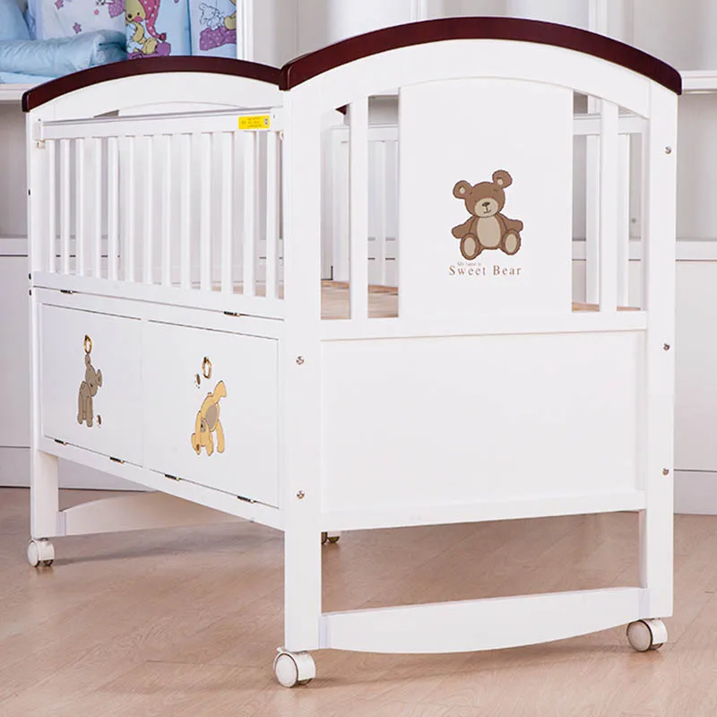 Modern European Design Natural Cot Multifunction Convertible Newborn Baby Cradle Crib Cartoon Patterns Wood Baby Crib