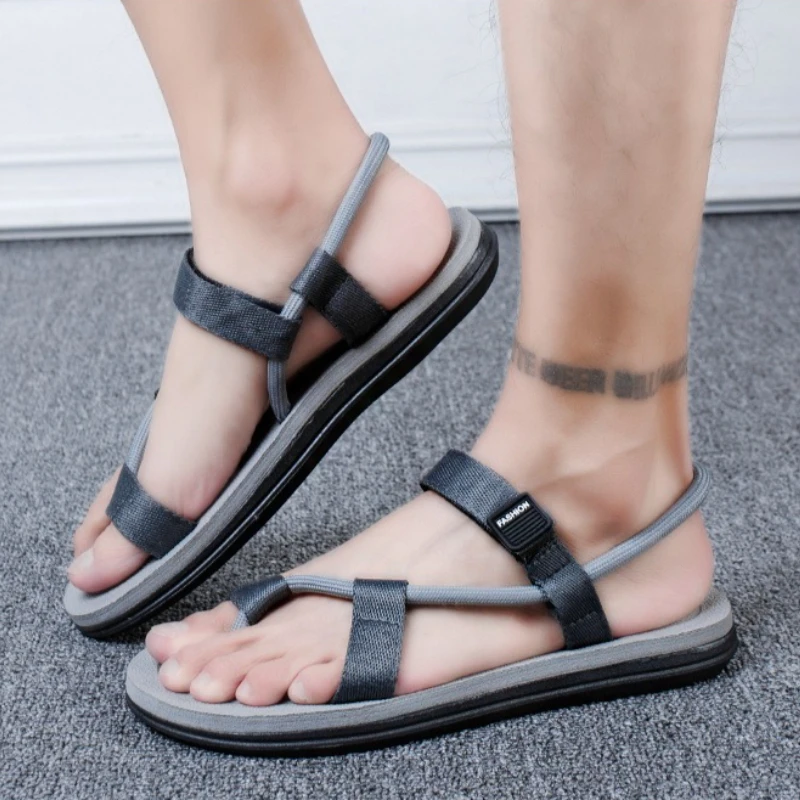 

Men's summer outdoor trendy casual shoes with a flat bottom comfortable simple lightweight breathable anti slip design