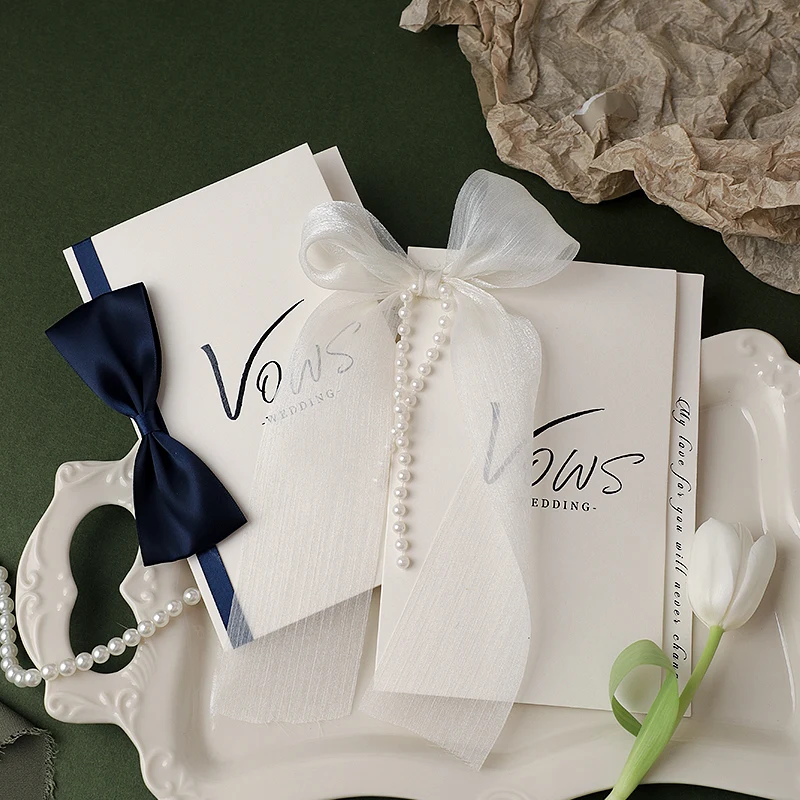 2pcs Wedding & Engagement Vows Card Bride & Groom Wedding Decoration Simple French Lily of The Valley Vow Books Decor 14x20cm