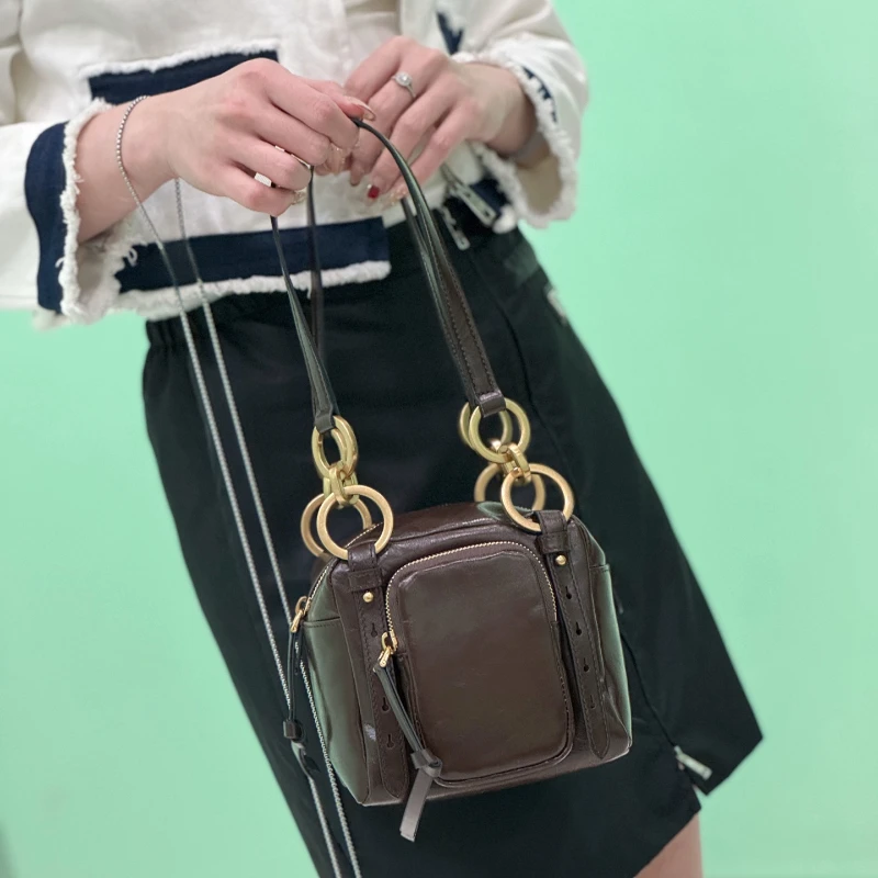 2025 Sac de créateur de luxe polyvalent multi-poches sac à bandoulière marque célèbre sac à bandoulière à la mode sac à main de banlieue