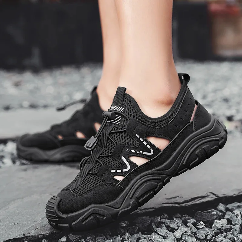 

Comfortable Casual Men's Water Shoes Summer Trend Outdoor Walking Soft Bottom Breathable Beach Shoes Material Mesh Hiking Shoes