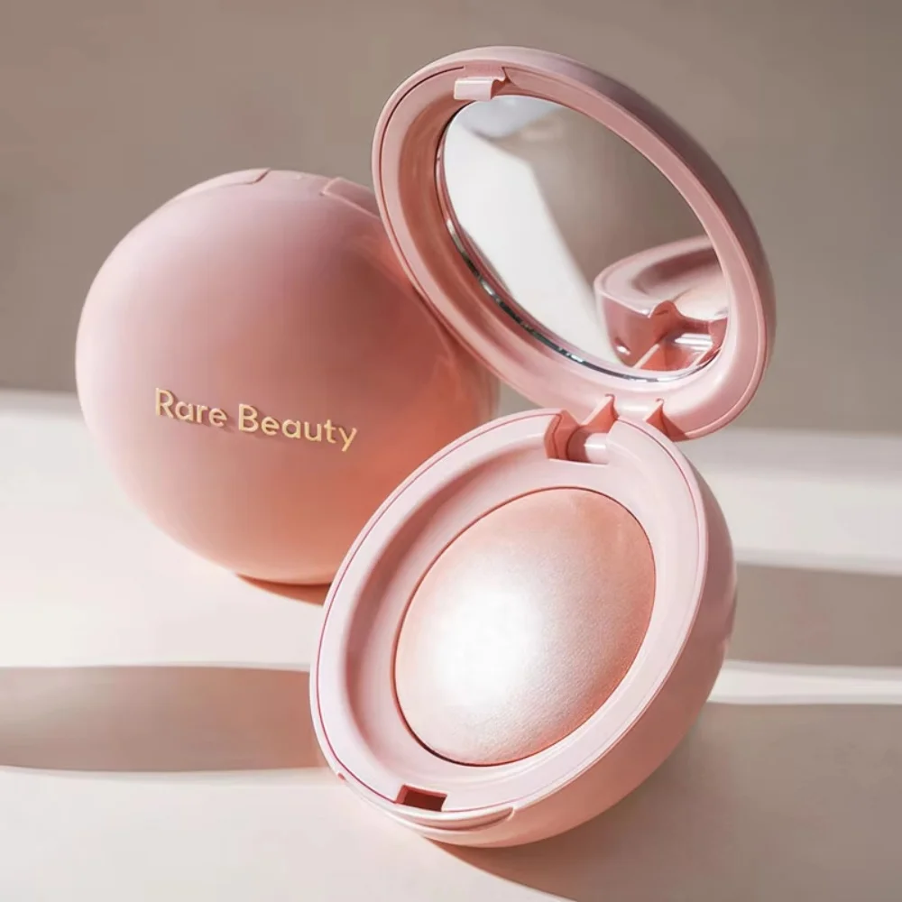 Fard à joues en poudre lumineuse à pincement doux de Rare Beauty, couleur soyeuse et sans couture, résistant au transfert, résistant aux taches, résistant à l'eau, Joy Happy