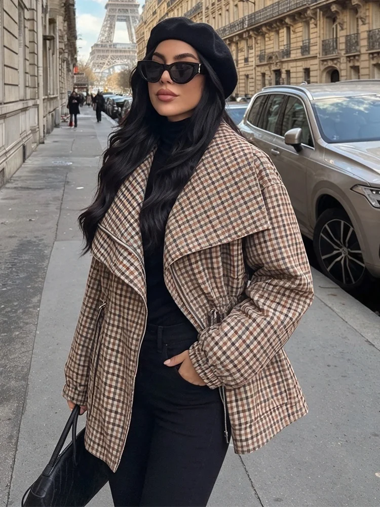 2026 Herbst Damen Karierter Trenchcoat mit Großem Revers, Taillenband, Loser Schnitt, Lange Jacke mit Taschen, Lässiger Windbreaker, Damen-Oberbekleidung – Detail 5