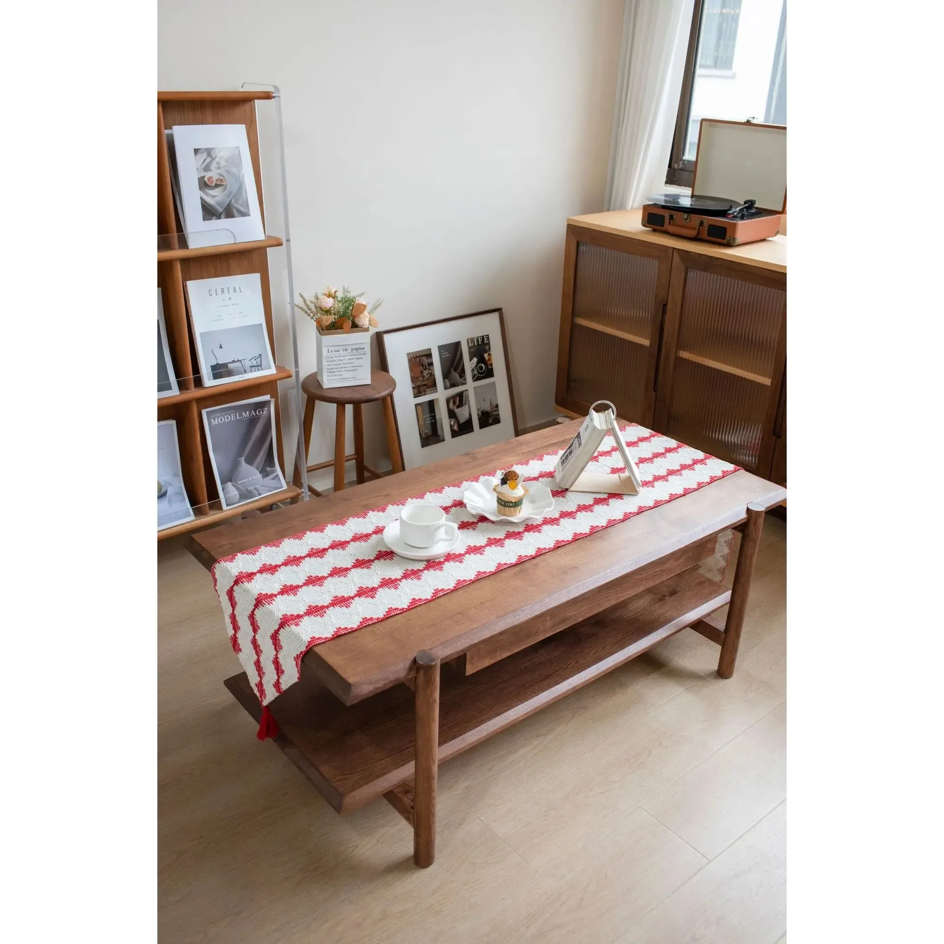 European Tassel Insulation Table Mat Cover Towel White Cotton Linen Table Runner Tablecloth Wedding Decor for Home Dining Party