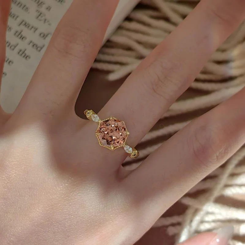 Pillow Square Geometric Zircon Ring for Women Niche Design Champagne Crystal Rings Light Luxury Finger Jewelry KOFSAC