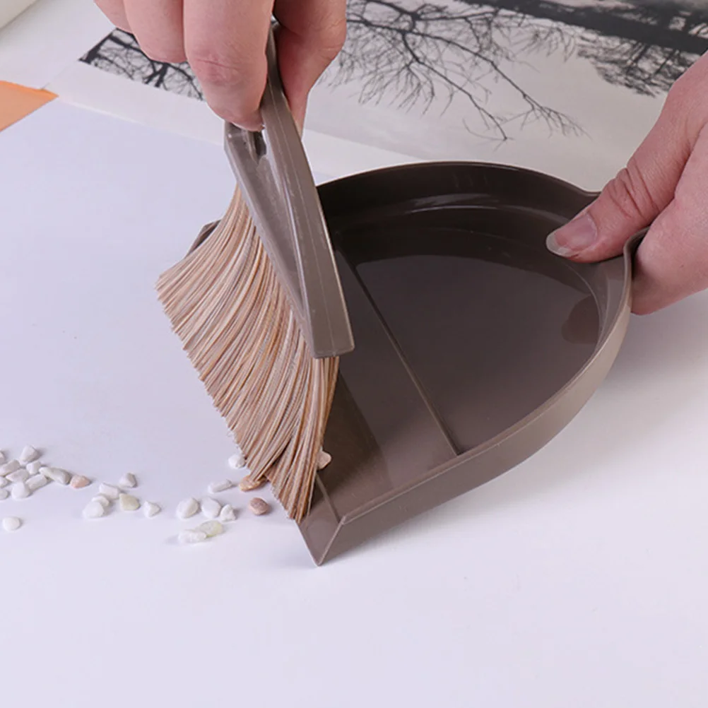 

1 Set Mini Dustpan and Brush Set Desktop Sweeper for Keyboard Car Vent Detailing Small Cleaning Brush Multi Function Handheld
