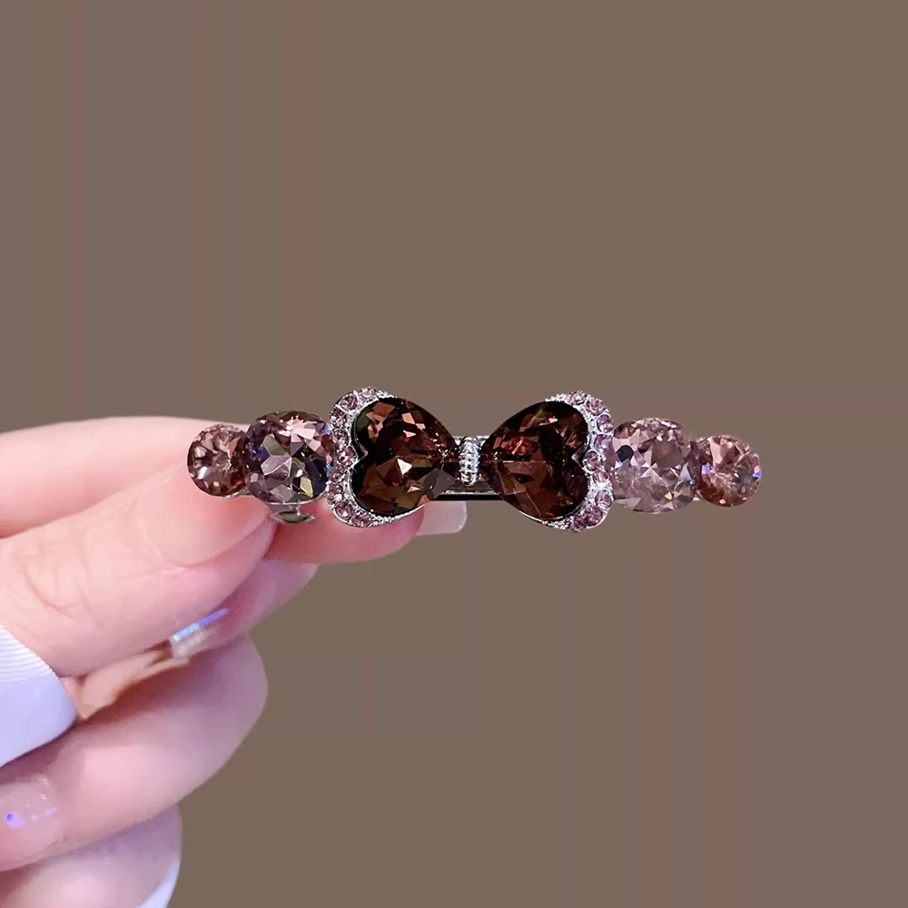 Silver Metal Hair Clip Heart Motif Rhinestone Decorated Small Barrette for Women Girls Daily Party Elegant Accessories