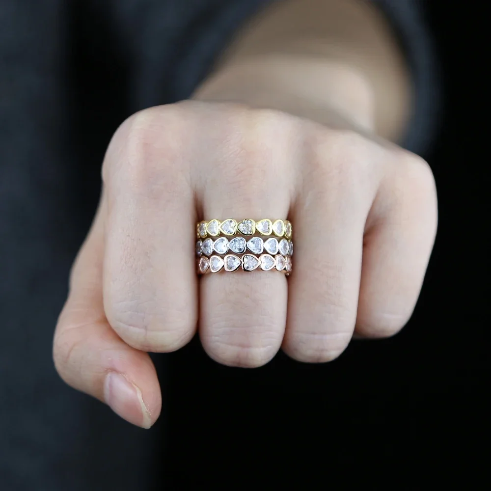 2026 High Quality Classic Fashion Heart Ring For Girlfriend Lover Charm Micro Pave Clear CZ Sparking Engagement Band Finger Ring