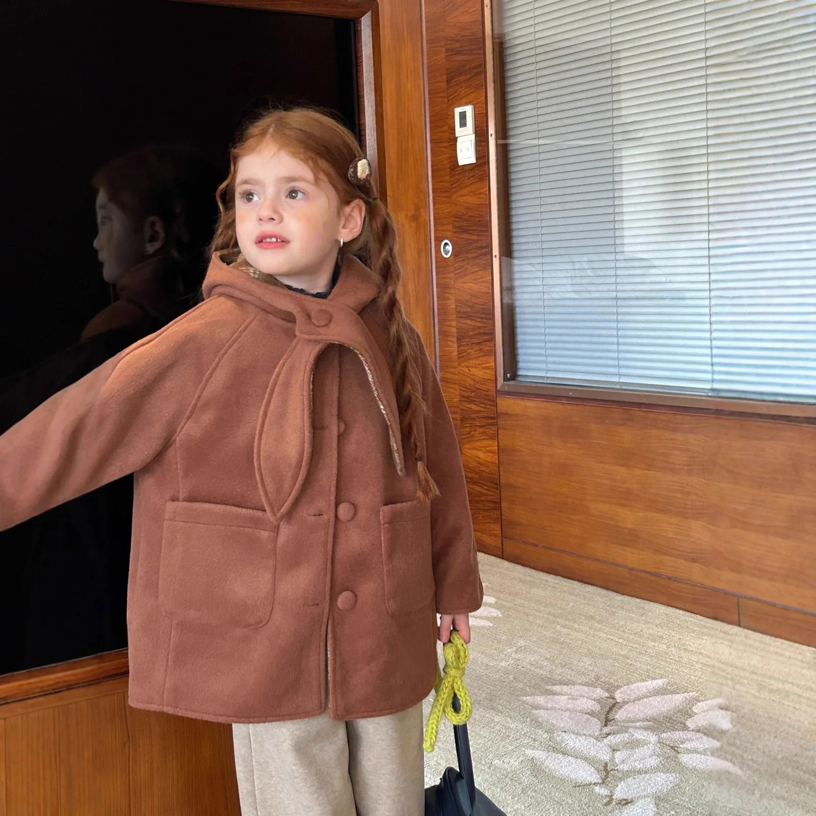 

Girls Coat 2025 Autumn Winter New Style Fashionable Design Can Be Worn Twice with Plaid Woolen Medium Long Hooded Jacket Leisure