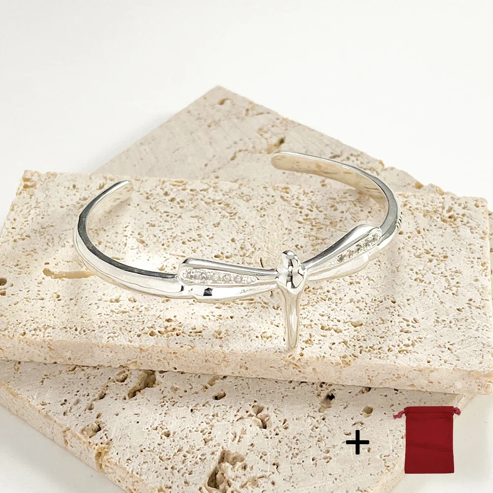 

U-NO Dragonfly Pattern Decorative Bracelet, Exquisite Jewelry Gift, High Quality, Silver Color, Spanish Fashion,