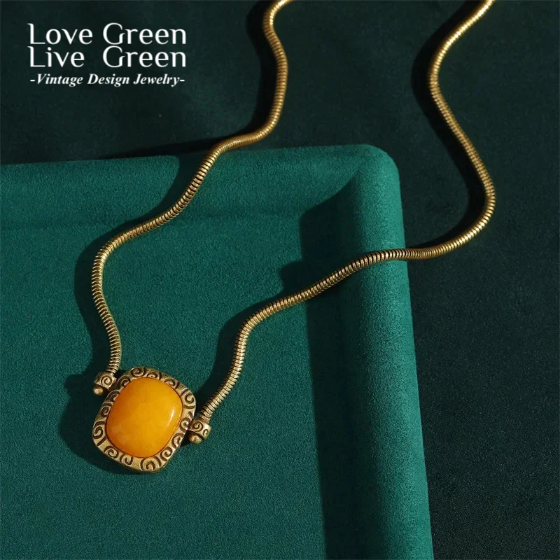 

Vintage Yellow Square Pendants And Charms Necklace Gold Color Snake Chain Antique Jewelry Luxury Accessories For Women New 2025