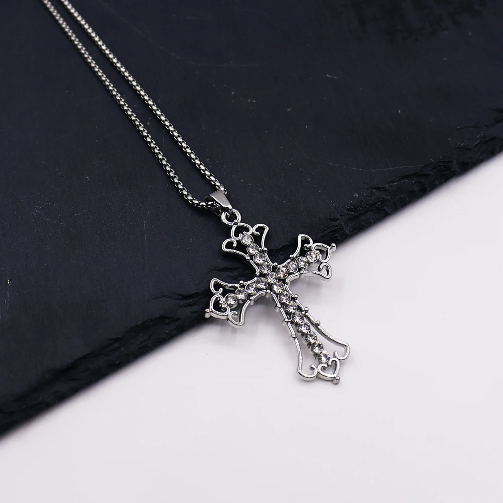 1 piece women's alloy cross necklace