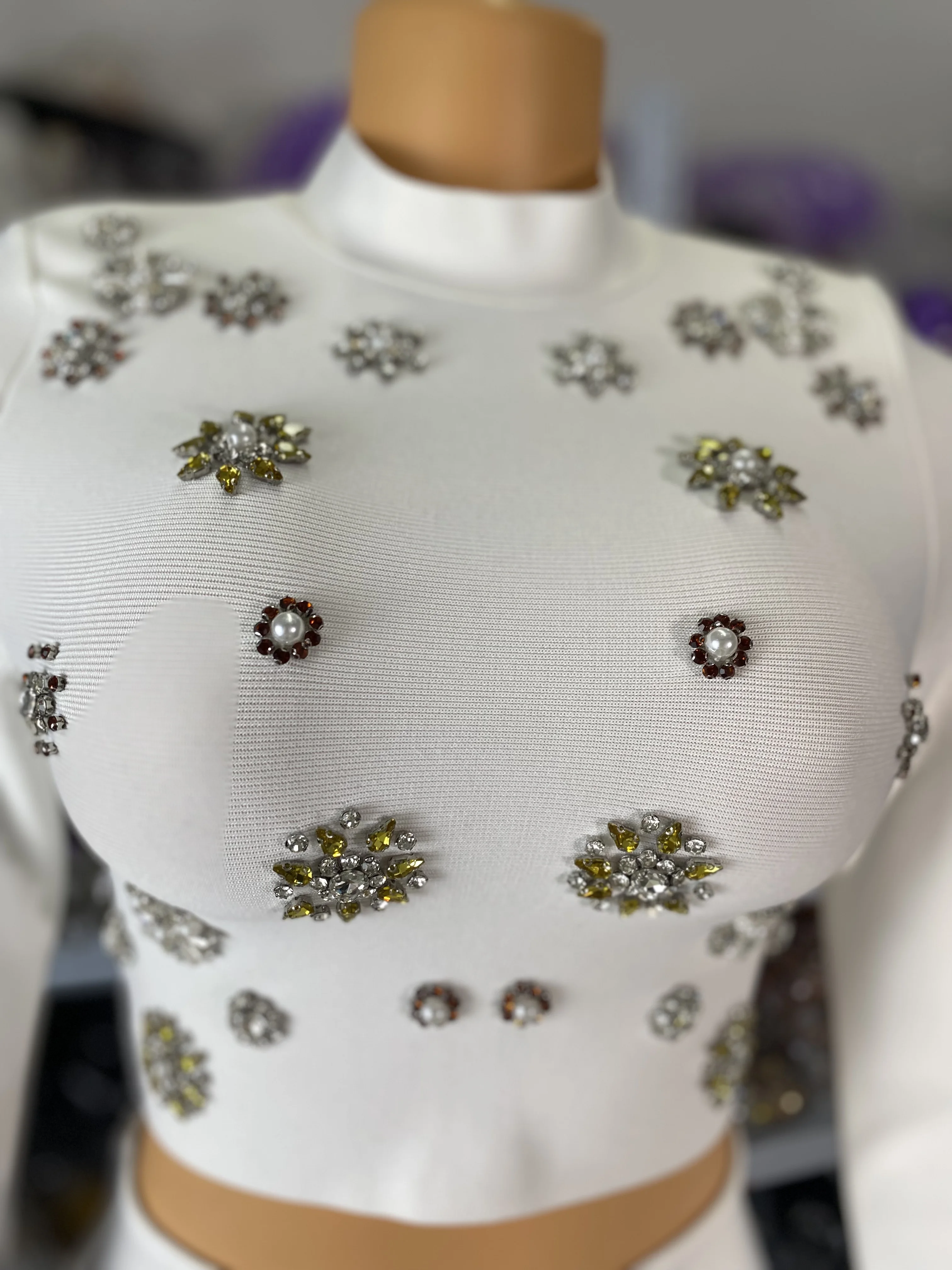 Women Luxury Designer White Bandage Dress Autumn Winter Long Sleeve Diamonds Embroidery Crop Top And Long Skirt Knitted Outfits