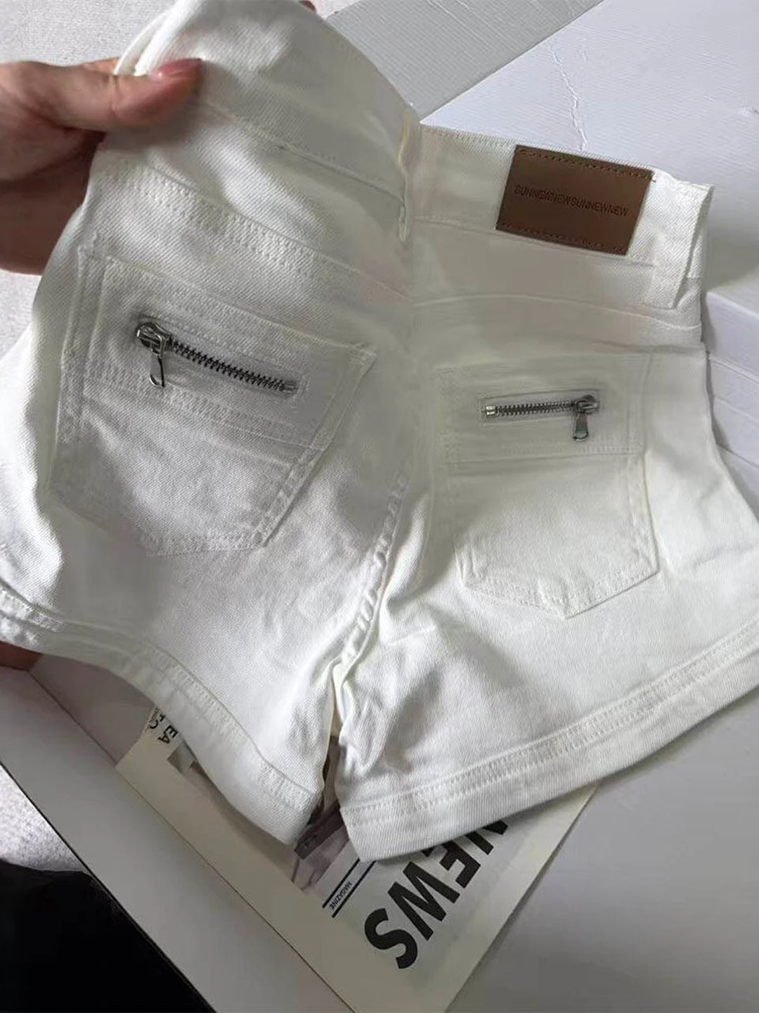 

Summer 2026 Women's High Waist A-Line Denim Shorts Design Sensation Slimming Flared Legs plus Size Trendy Hot Pants