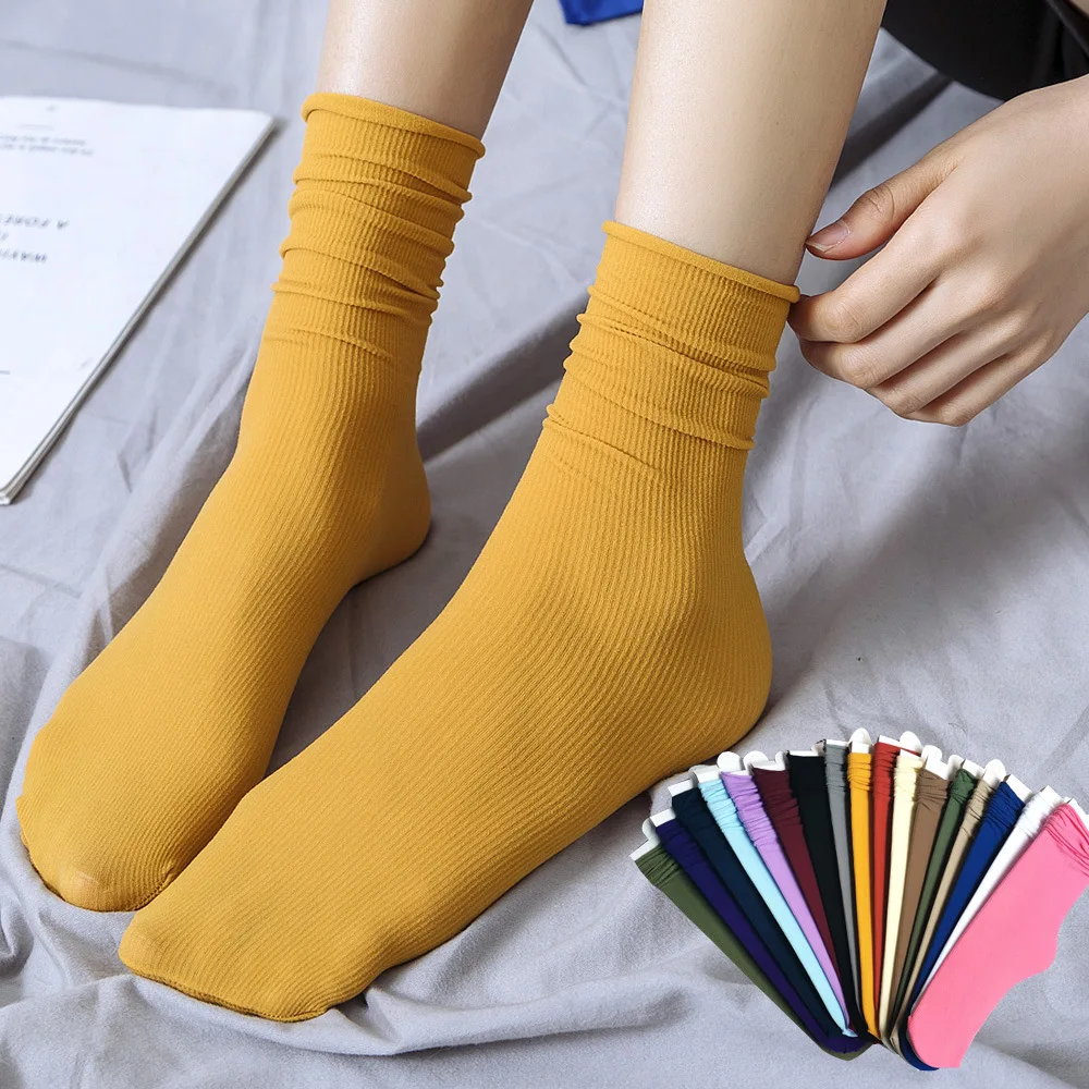 Dünne abschnitt haufen socken sommer der heißen frauen einfarbig samt socken retro Japanischen ins lange röhre socken großhandel