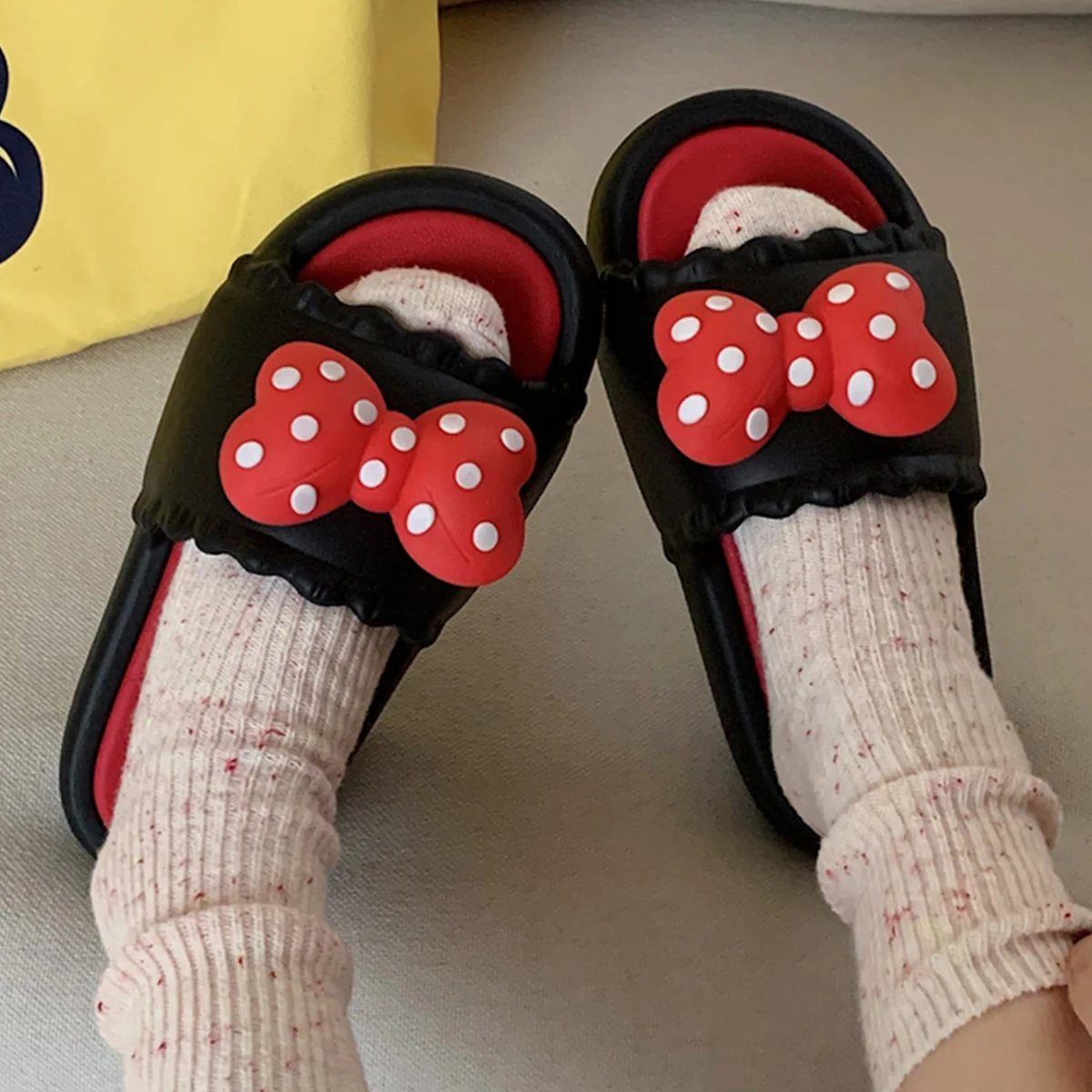 Fashion Soft Children Casual Cute Bow Tie Pattern Design Comfortable Violence EVA Home Slippers