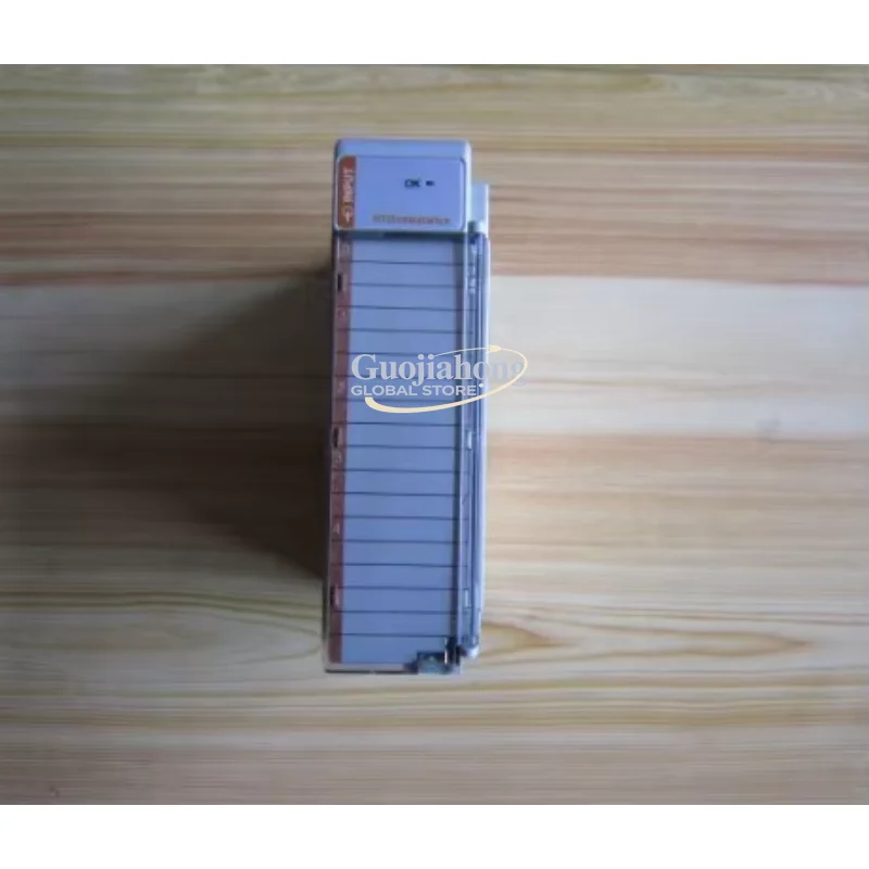 vendita all'ingrosso Il PLC Nuovo originale 1769-IR6