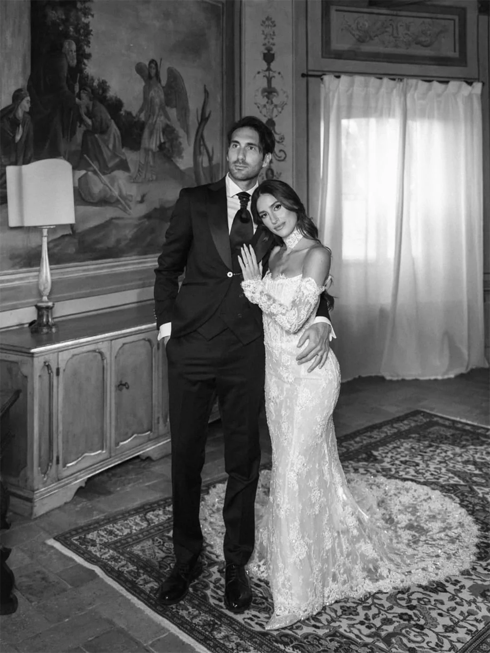 Tokyo personnalisé blanc hors de l'épaule robes de mariée manches détachables Court Train robes de mariée 2025 robes de mariée sirène