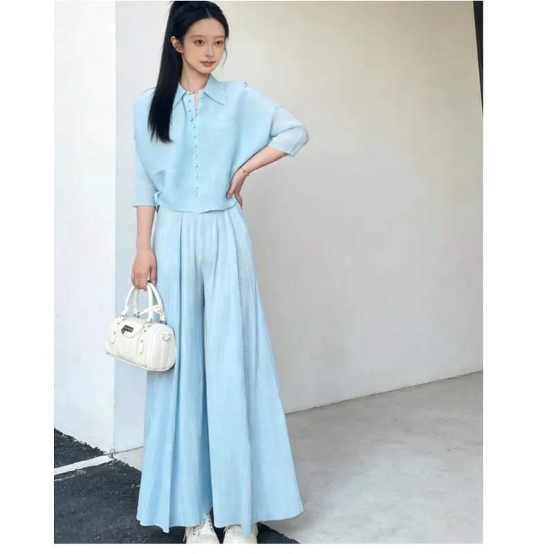 

Комплект плиссированных брюк Miyake Plisse 2026 Весна/Лето, новый синий дизайн, с пуговицами и 3D цветочным декором, женский комплект брюк с плиссировкой