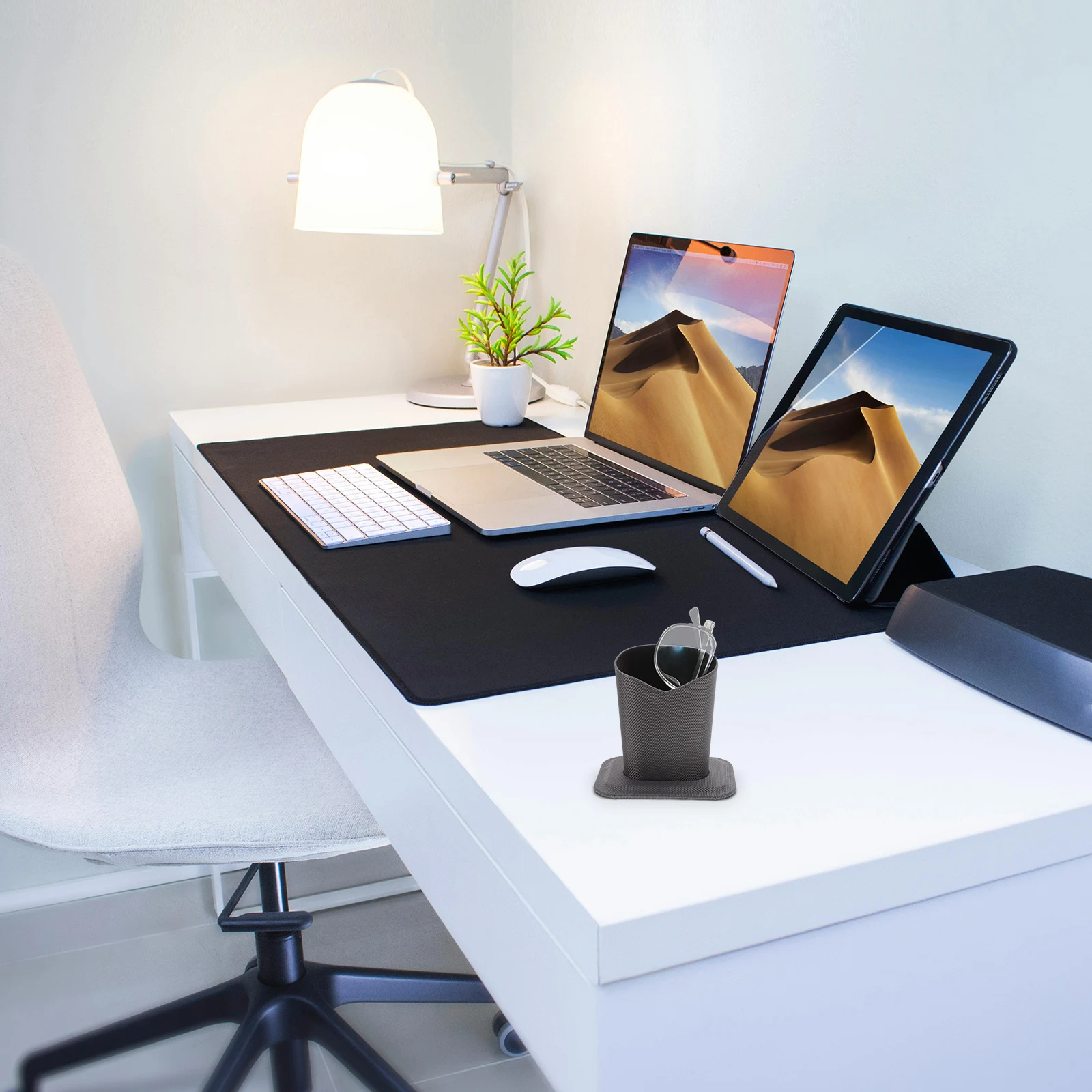 

2 Pcs Glasses Animal Frame Holders Stylish Stable SpaceSaving Sunglass Display Home Office Desk Storage Rack