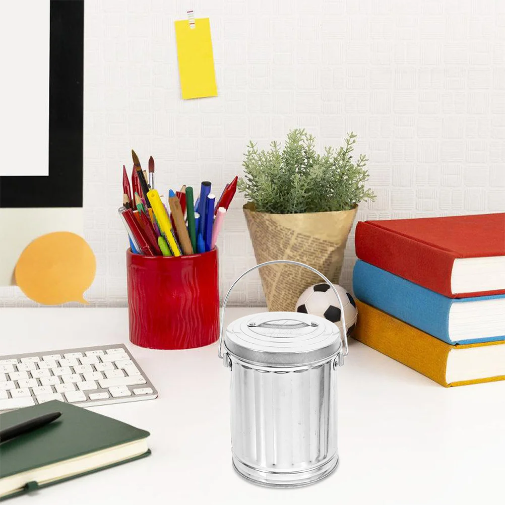 

2Pcs Mini Metal Bucket with Lid Desktop Small Trash Can for Office Home Bedroom Kitchen Bathroom Waste Paper Container