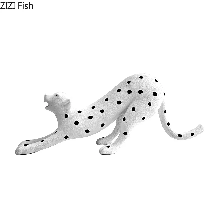 

Black Spots White Leopard Statue Modern Crafts Desk Decoration Ornaments Resin Artwork Leopard Sculpture Room Aesthetics Decor