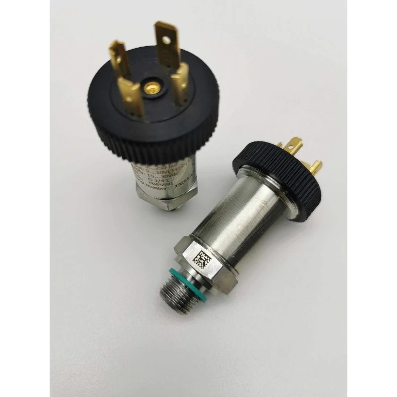 Injection molding machine pressure sensor with 250bar servo modification and transmitter