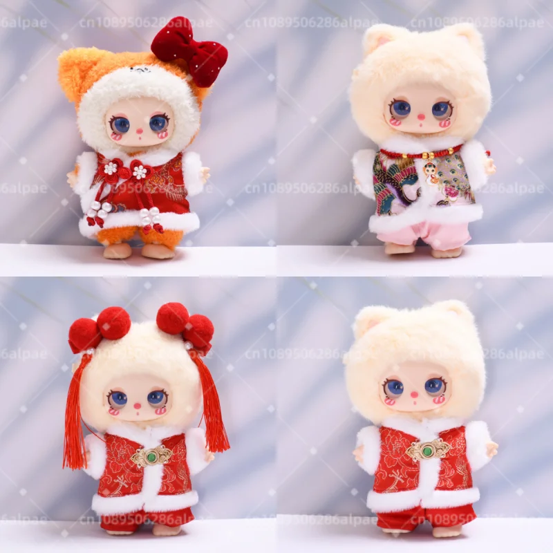 Neu Nur Verkauf Baby Kleidung 16 cm Liila Luky Katze Anhänger Neujahr Tang Stil Cheongsam Set Kleidung Festliche Kleidung Dress up Spiel
