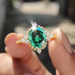 Huitan Oval Green Cubic Zirconia Gold Color Luxury Rings for Women Wedding Anniversary Party Elegant Lady's New Fashion Jewelry