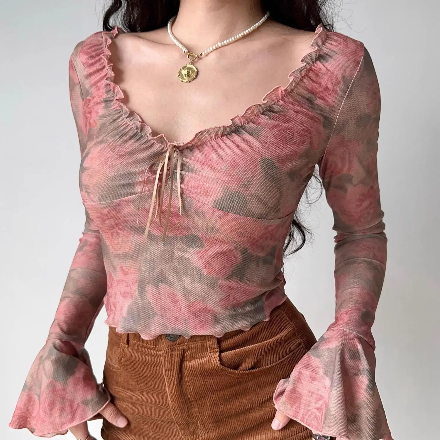 

Ruffled V-Neck Lace-Up T-Shirt Women Elegant Long Bell Sleeves Sweet Short Niche Design Floral Print Top