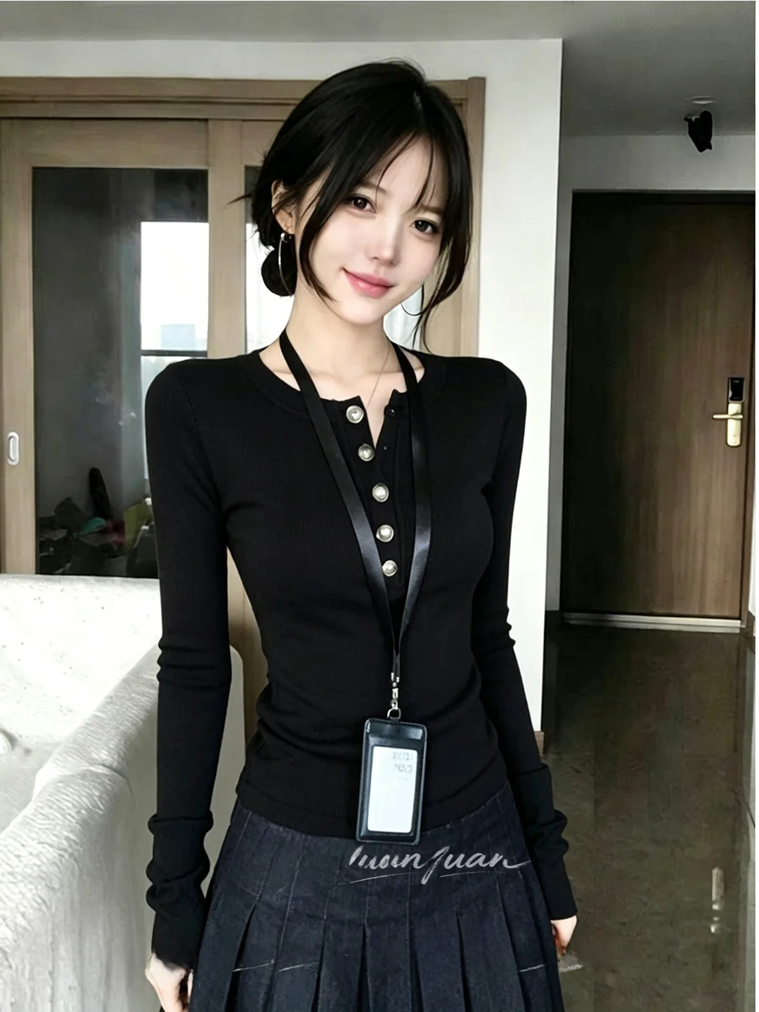 Slim Fit Long Sleeve V Neck Button up Base Shirt Women's T Shirt Gentle Style Autumn New Arrival Soft First Love Personality