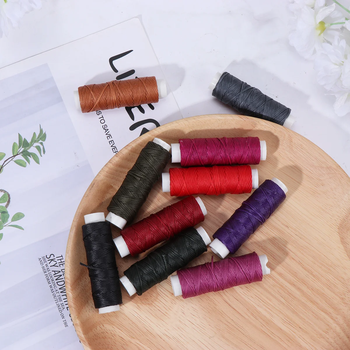 

1 Set of 0.8mm Wax Coated Strings Sewing Flat Wax Thread for DIY Craft - No.6 (10 Colors Per Set)