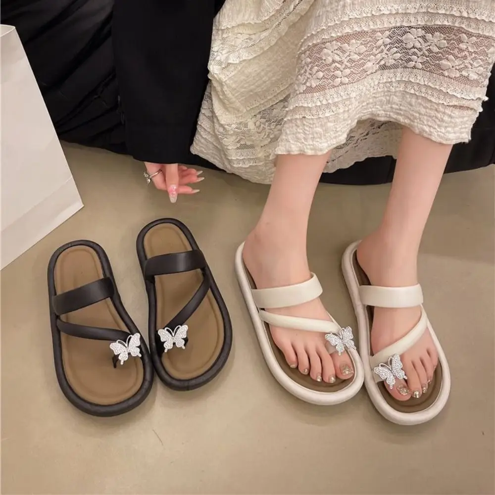 Comfortable Non-Slip Crystal Butterfly Flip Flops PVC Sweet Beach Toe Slippers Soft Sole Shoes Flat Bottom Slippers Dormitory