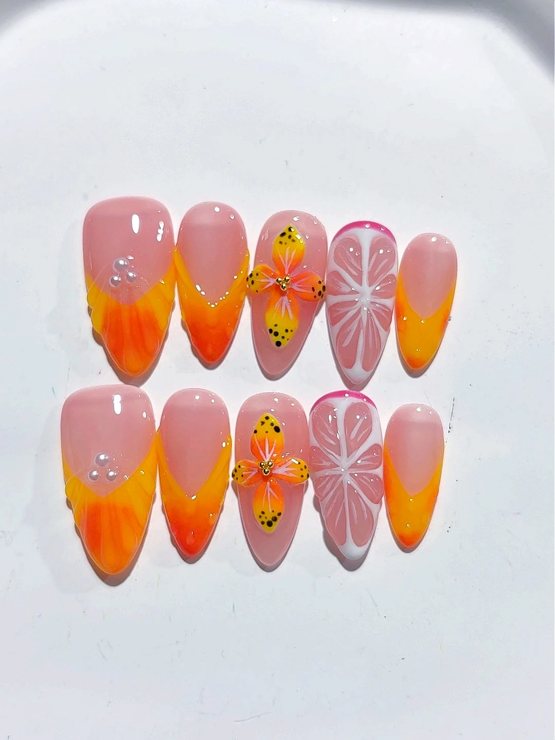 

Orange Three-Dimensional Carved Fruit Nail Art Fashion Manicure (D470)