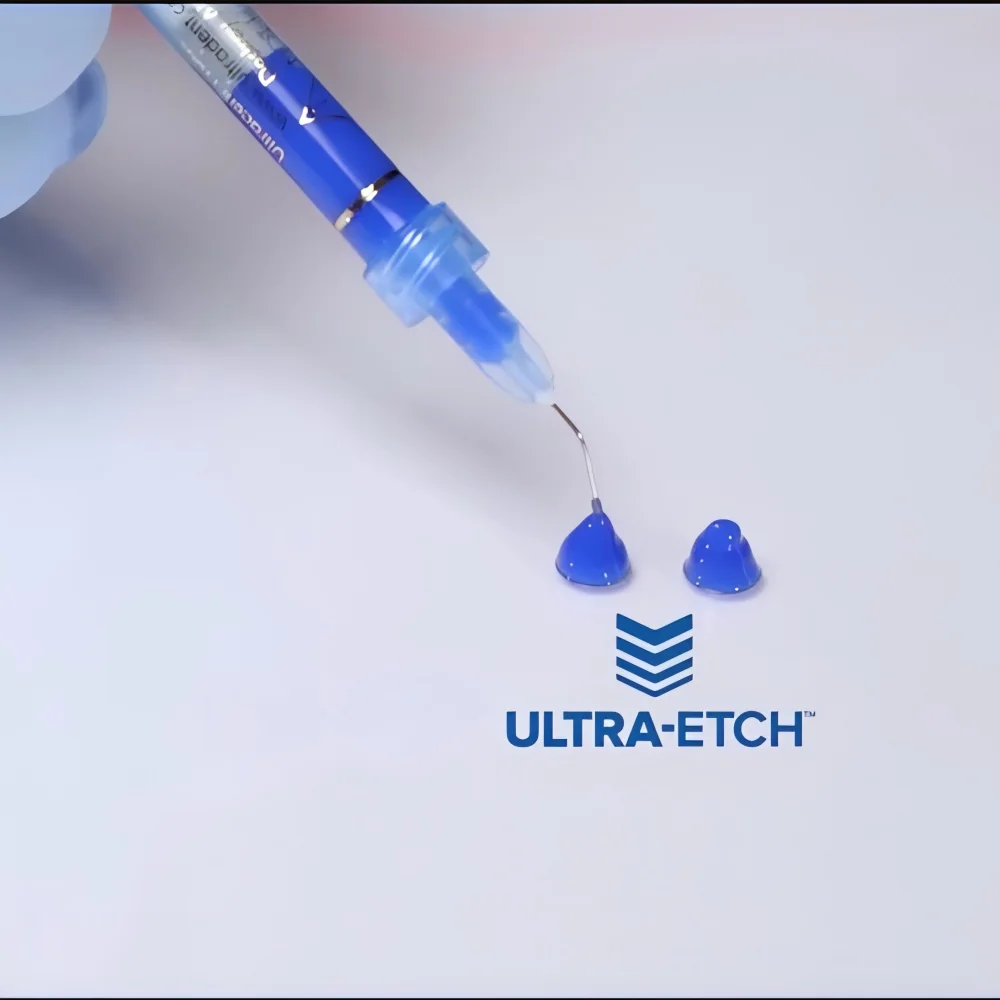 

Стоматологический гель-активатор Ultradent Ultra-Etch, 35% фосфорная кислота, синий, самогасящийся, для превосходного адгезирования и активации поверхности зубов