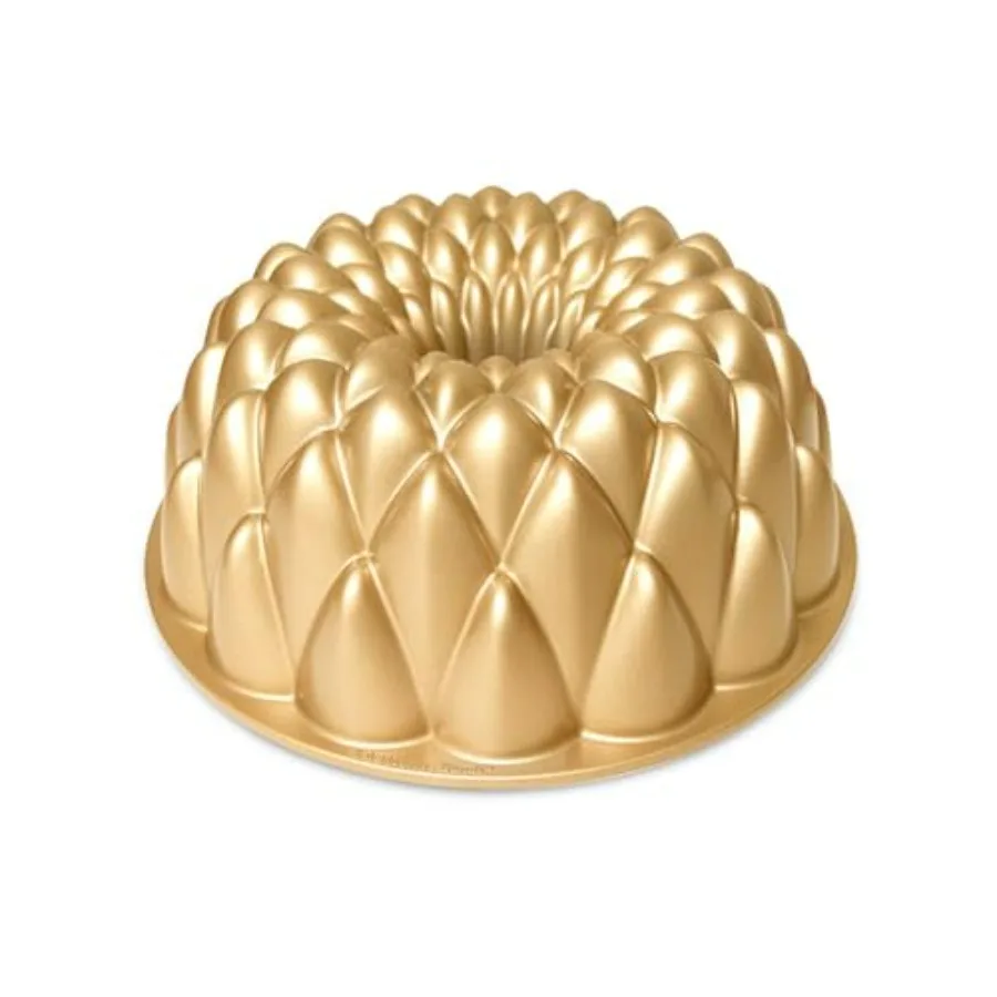

Kaleidoscope Bundt 10 Cup in Gold with Vibrant Design for Elegant Baking and Presentation