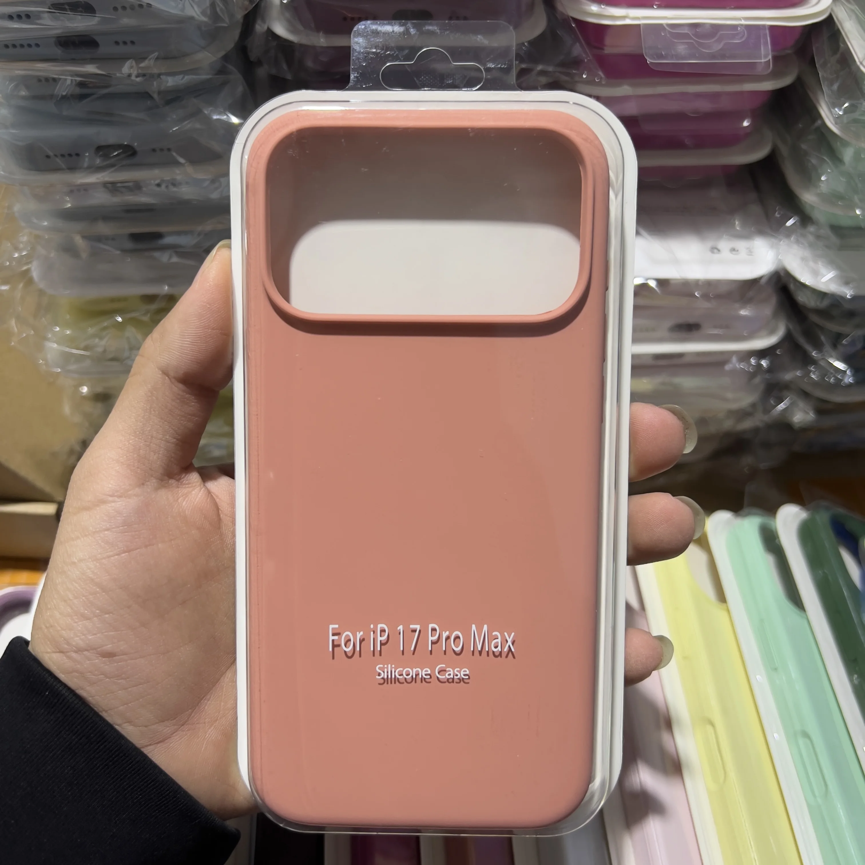 Thumbnail 3 - #33 New iPhone 16 Pro Max Cases Arrivals