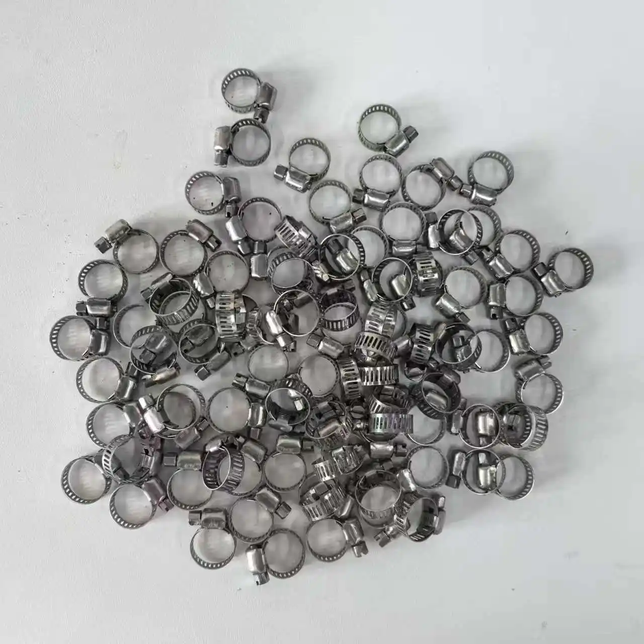 50Pcs 10-16mm 304 Stainless Steel Adjustable Hose Clamps Pipe Clips for Plumbing & Appliance Installation