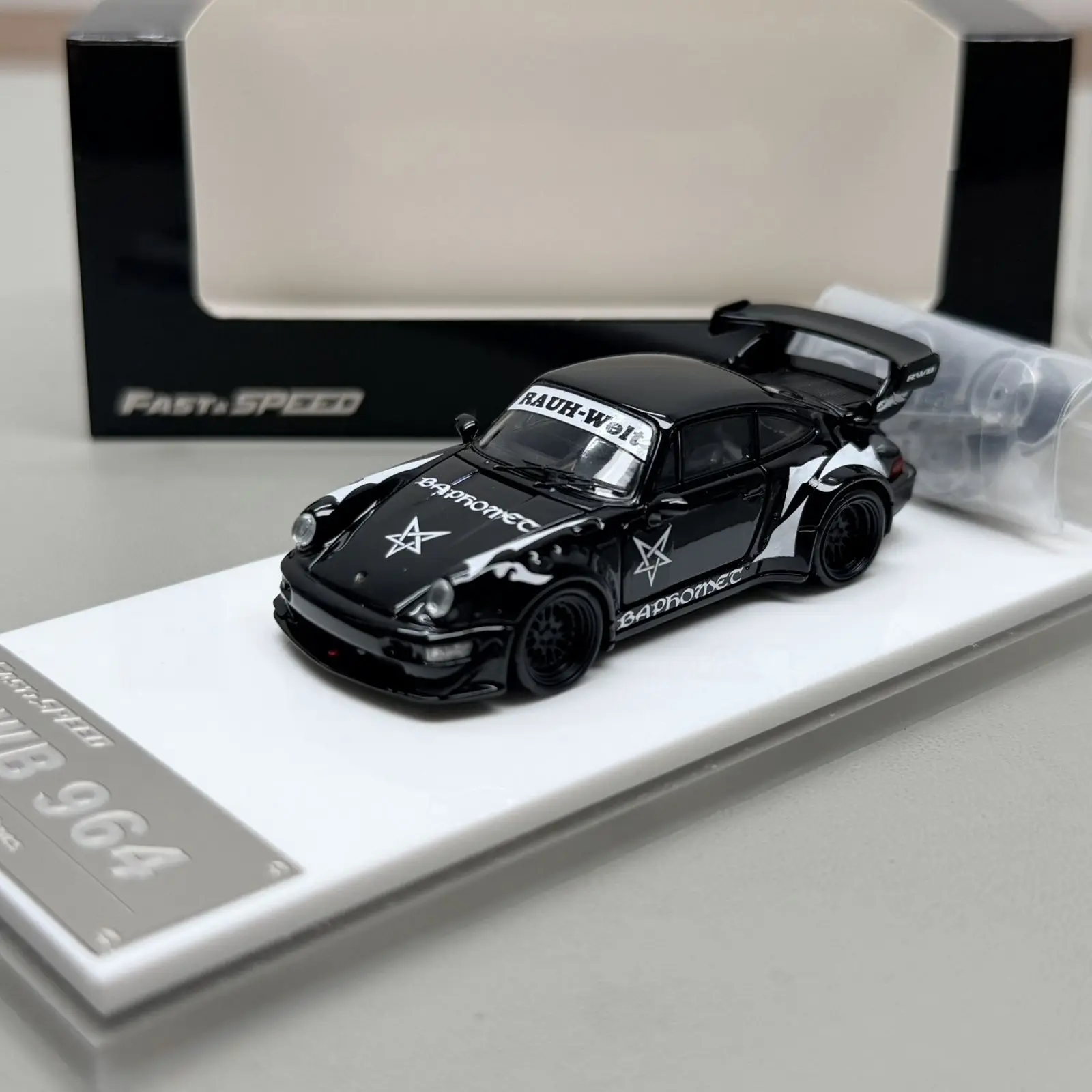 

FS 1:64 RWB 964 Fast Speed Widebody Modified Diecast Collectible Model Car Decor Gift