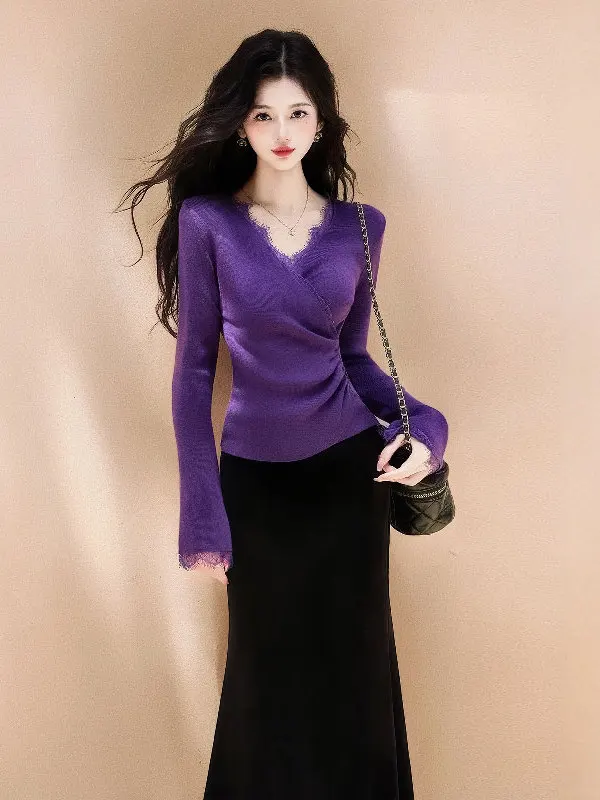 

Elegant Purple V-neck Top And Skirt Set Unique Age-defying Outfit Spring 2025 Fashion Retro Style Women's Two-piece Ensemble