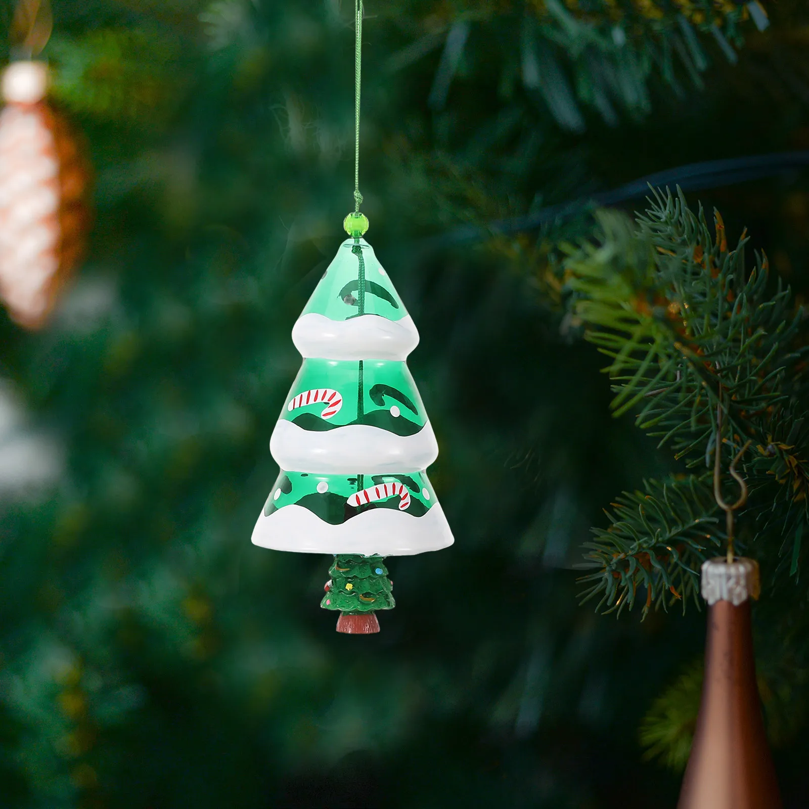 

Unique Glass Wind Chime Relaxing Sound Home Garden Decorative Pendant Christmas Wind Chime Glass Craft Ornaments