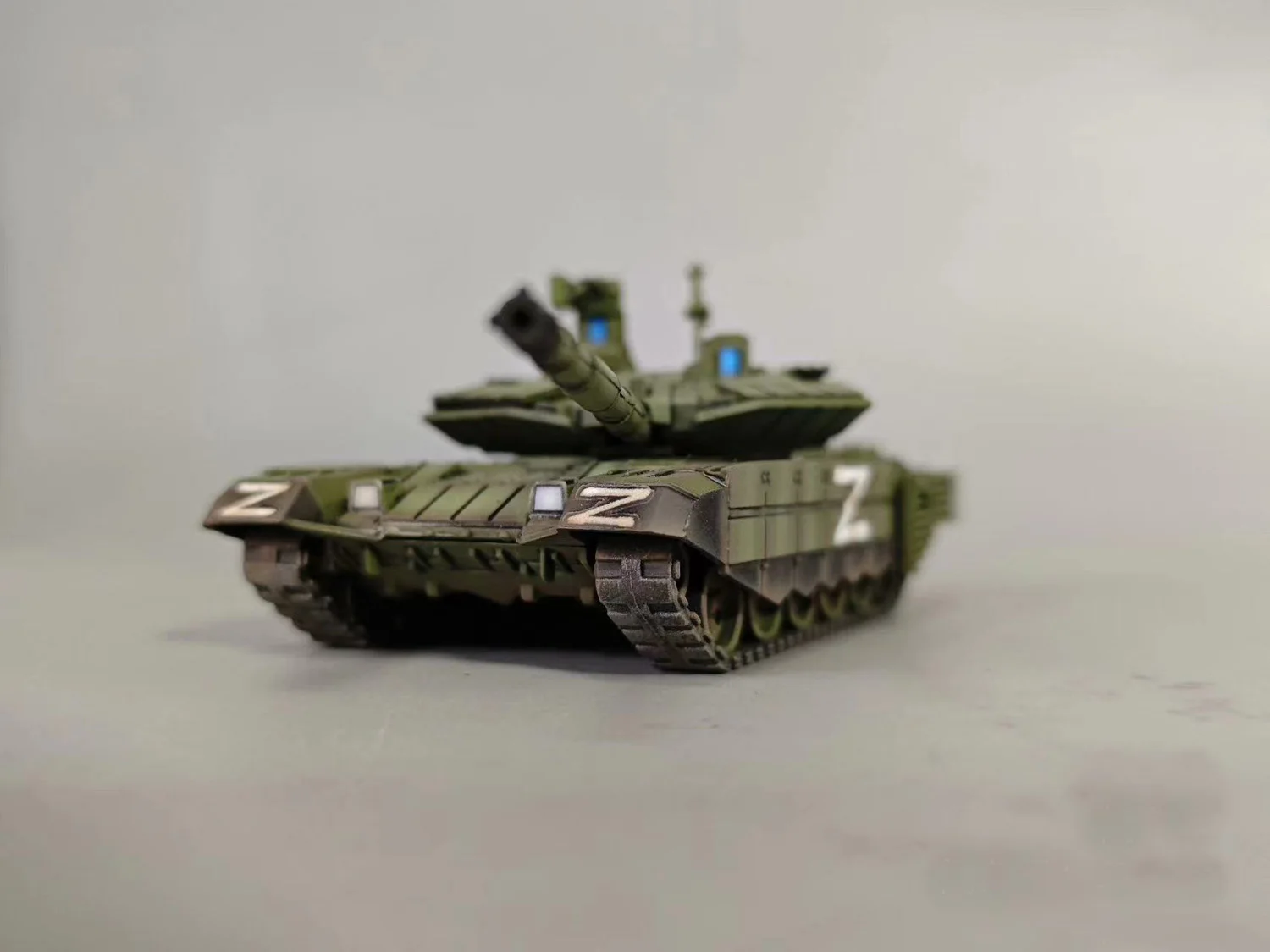 1/72 Russian T90MS tank