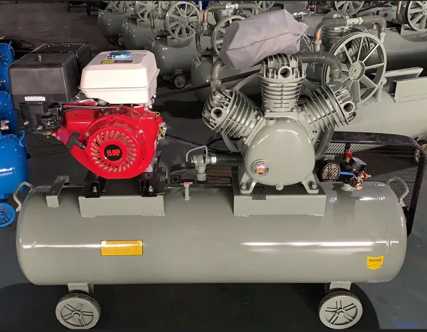 

Бензиновый воздушный компрессор 7.5 л.с. CNMC-0.9/8C для установки напыления пенополиуретана CNMC-600