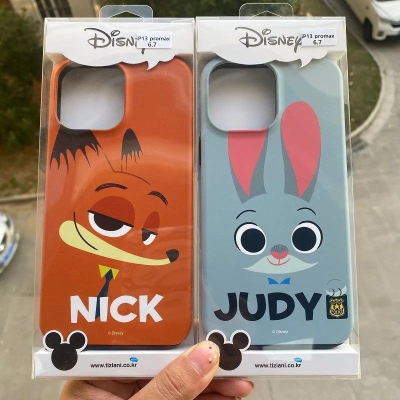 Disneys Zootopia Judy and Nick Phone Case for iPhone 16 15 14 13 12 11 Pro Max XS XR XSMax 6 7 8 Plus Glossy HD Hard PC Cover