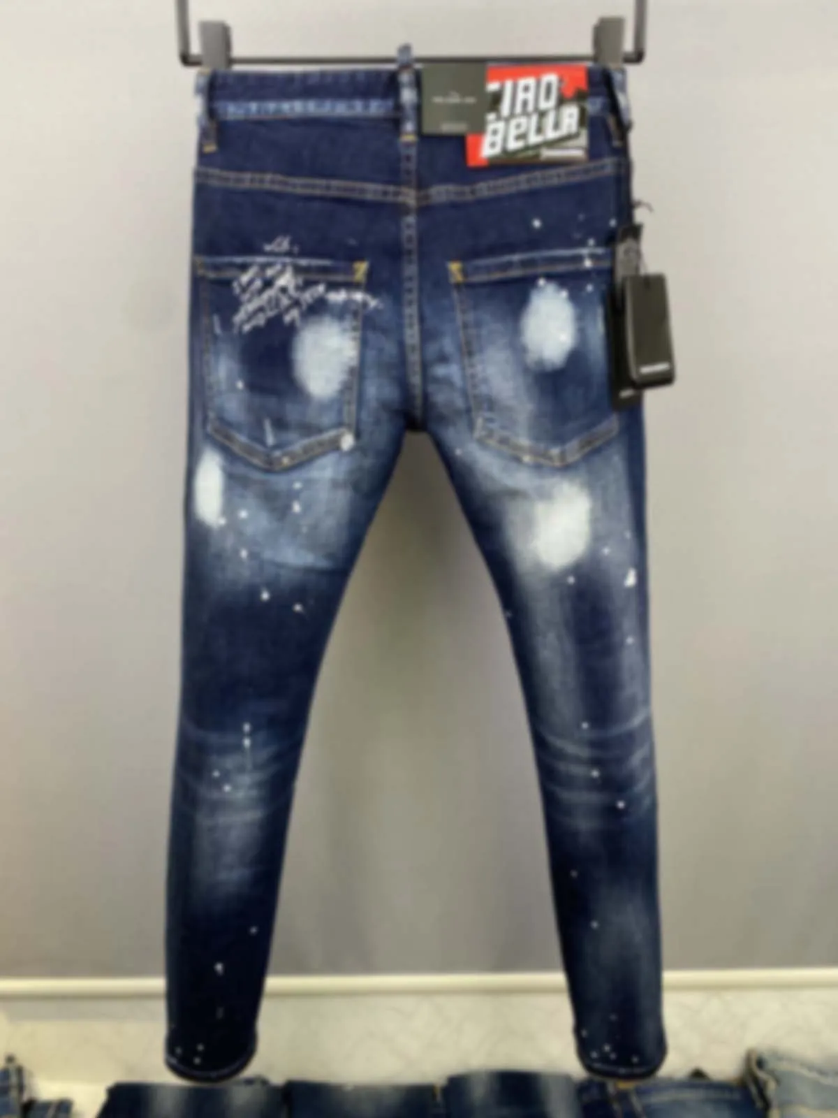 2024 Spring/Summer New D2 Jeans for Men, Washed, Scratched, Patched, Painted, Elastic, Small Feet, Blue