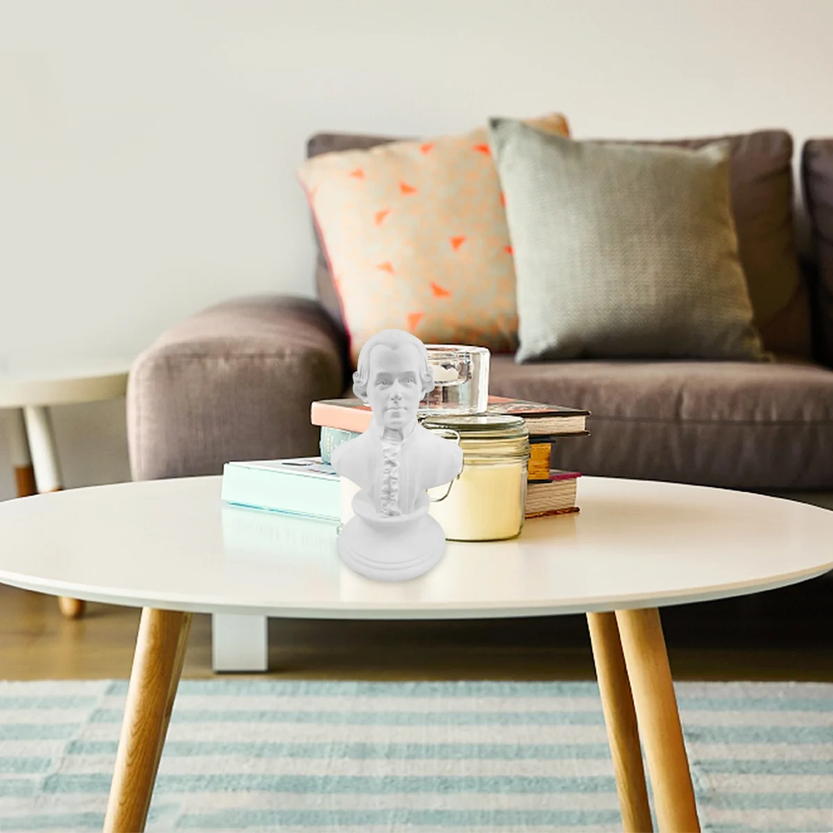 

Classic Bust Statue in Premium Resin Material Vivid Detailed Art Sculpture for Hallway Study Desk Decor European Style